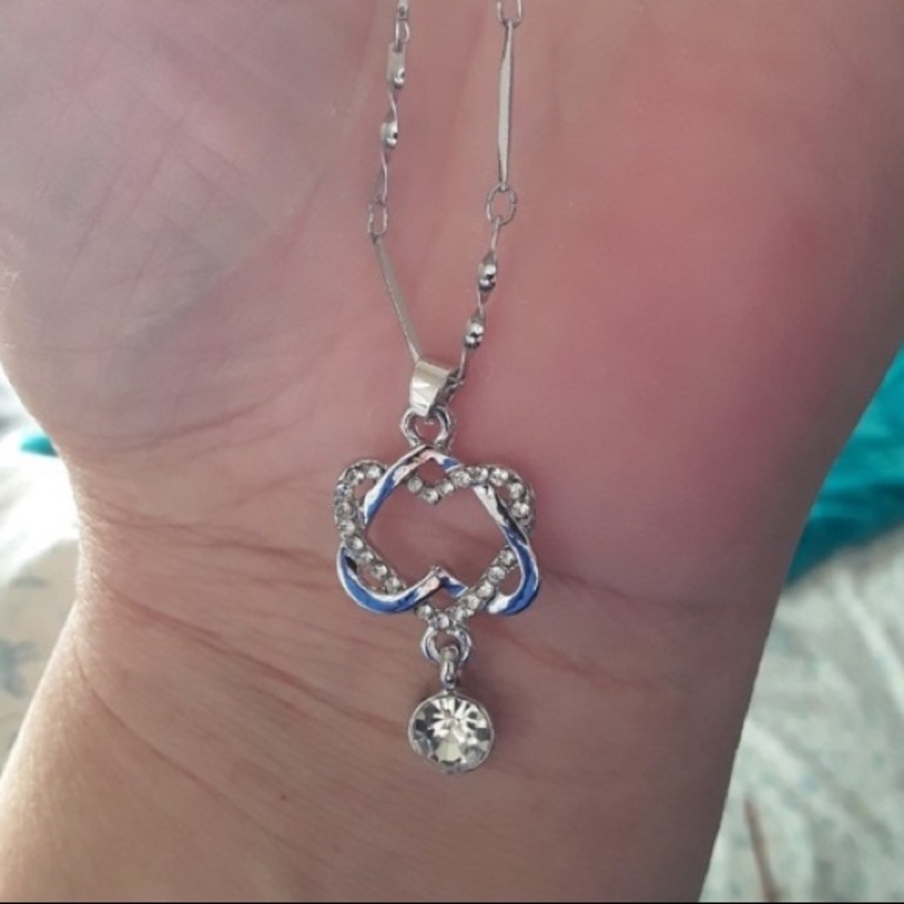 Elegant 925 Double Heart Pendant& Necklace - Picture 4 of 4